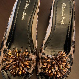 Helen's Hearts Slides size 9 leopard print
